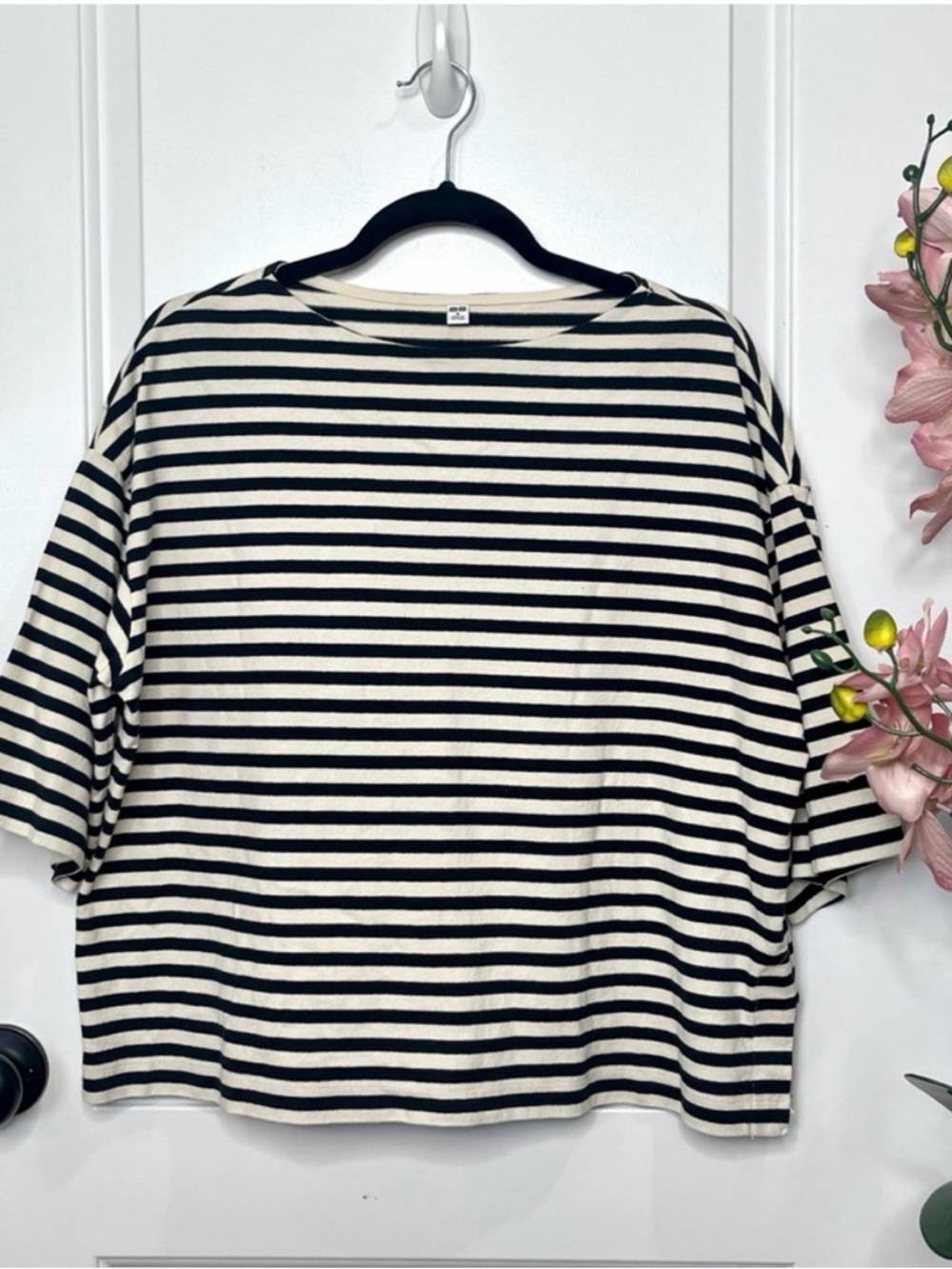 Uniqlo Black and Cream Striped Long Sleeve Tee